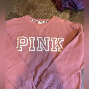 Pink crew neck, size small, rarely worn, in great condition